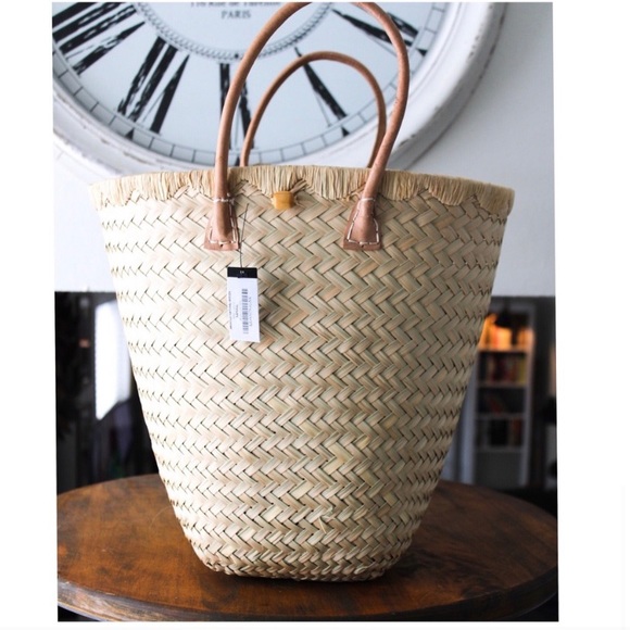 Lulus Handbags - Lulu’s Natural Woven Raffia bag